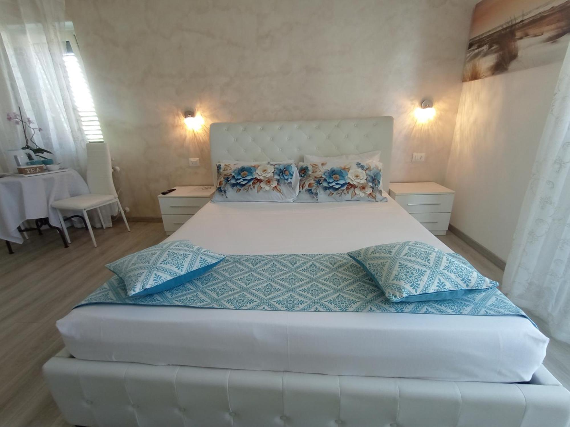 Viola Di Mare Rooms And Parking تيرمولي المظهر الخارجي الصورة