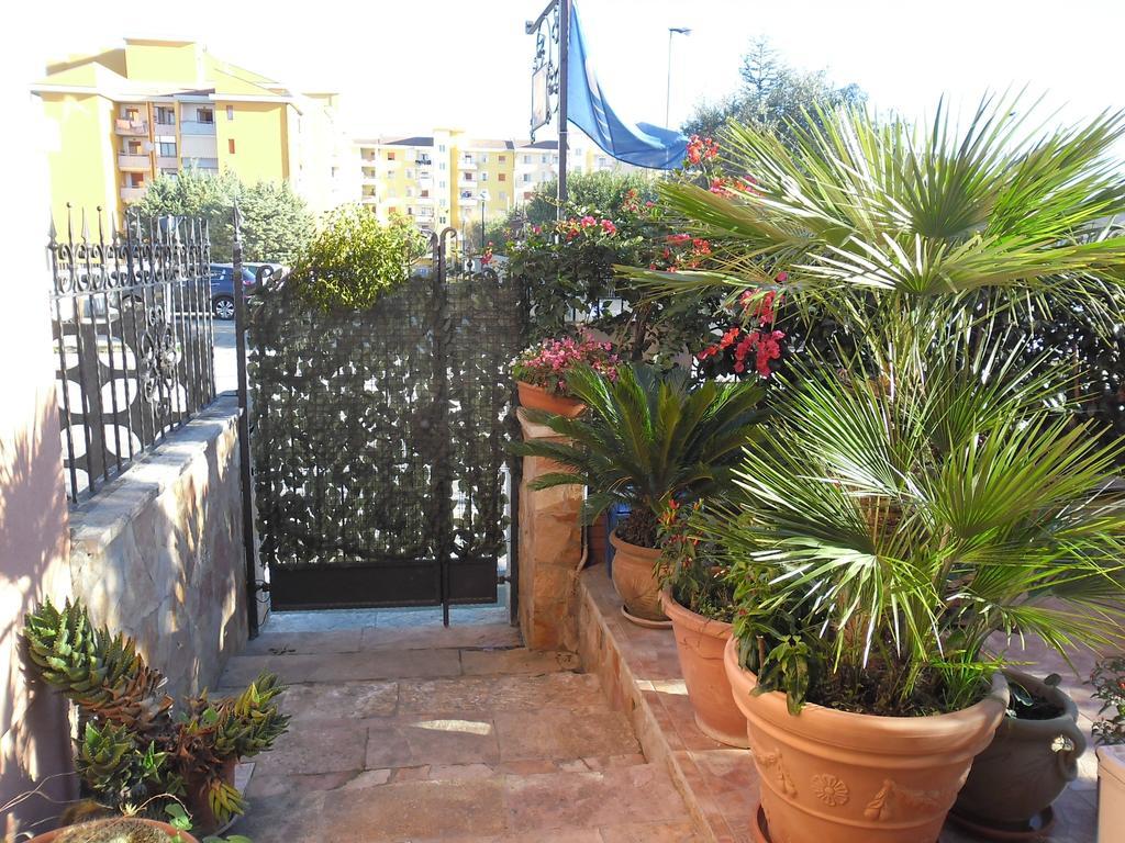 Viola Di Mare Rooms And Parking تيرمولي المظهر الخارجي الصورة