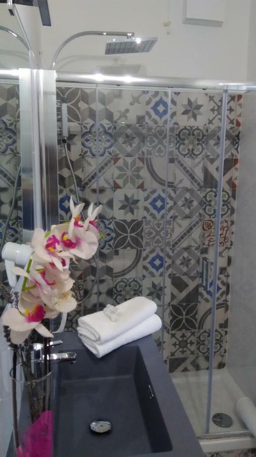 Viola Di Mare Rooms And Parking تيرمولي المظهر الخارجي الصورة